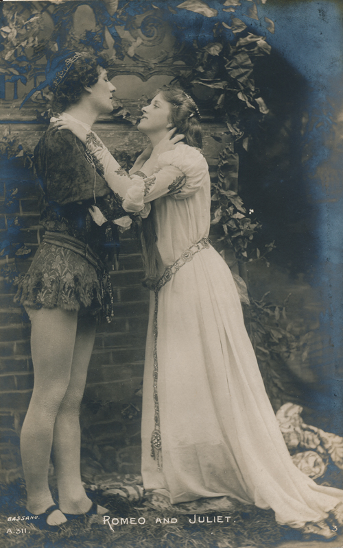 George Clarke as Romeo and Gladys Cooper as Juliet in "Romeo and Juliet"