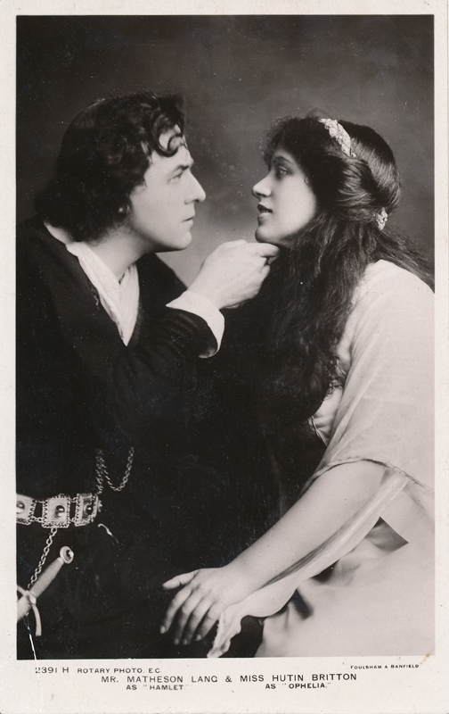 Matheson Lang as Hamlet and Hutin Britton as Ophelia in "Hamlet"